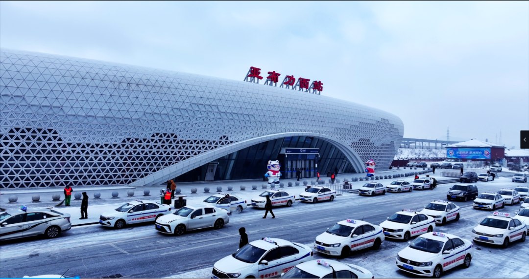 空氣能,太陽(yáng)能,熱水器